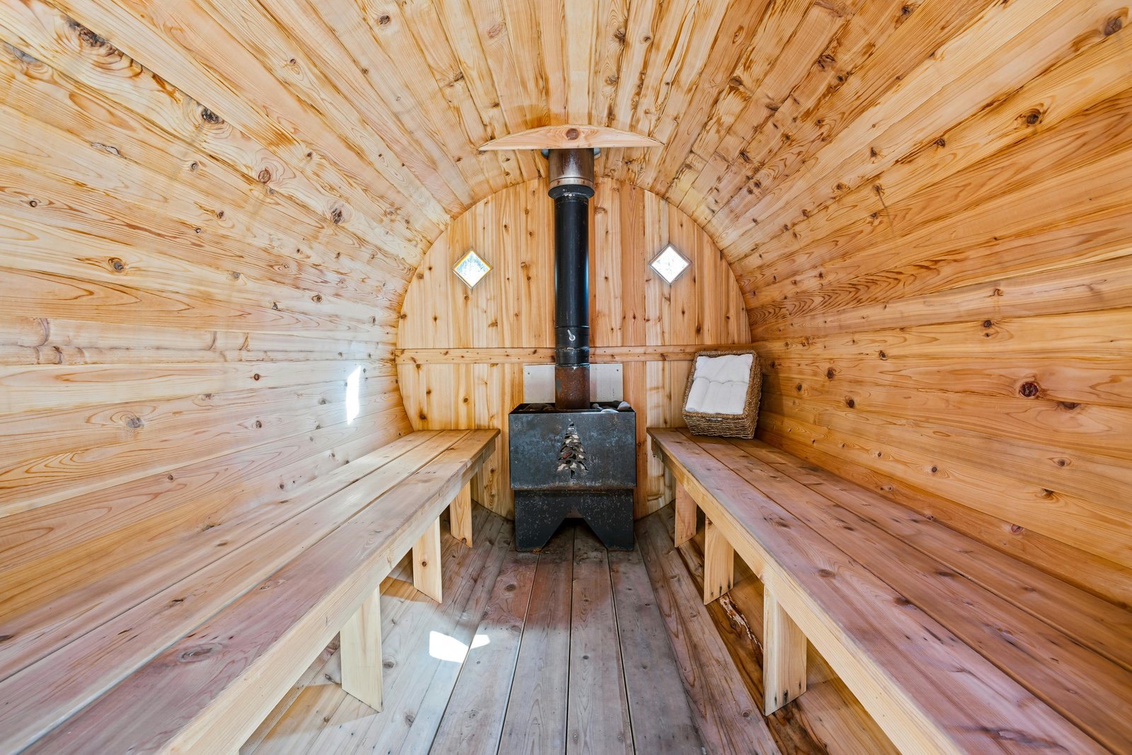 Clear-grain barrel interior